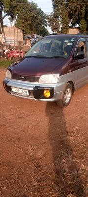 Toyota Noah 2001 Red for sale