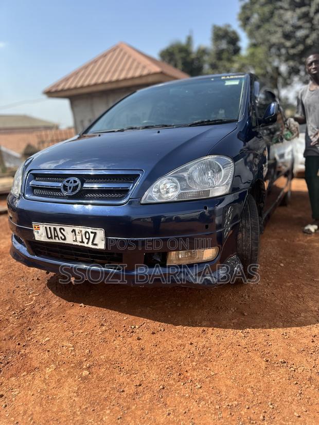 Toyota Picnic 2.0 FWD 2003 Blue