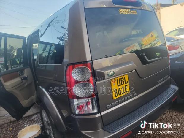 Land Rover Discovery 2015 Gray