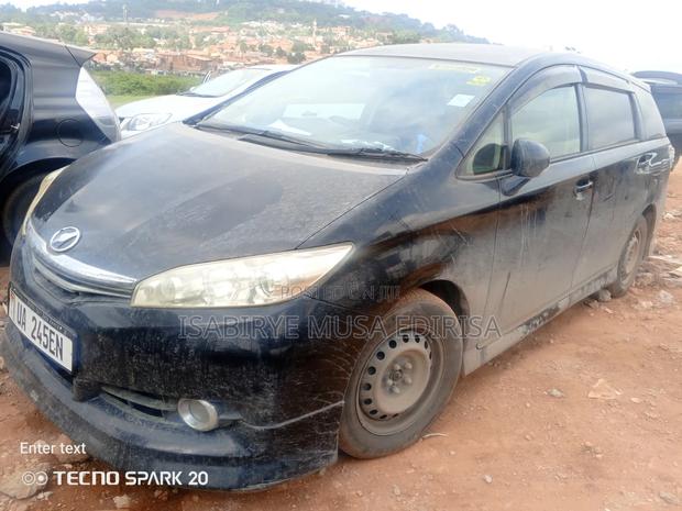 Toyota Wish 2012 Black