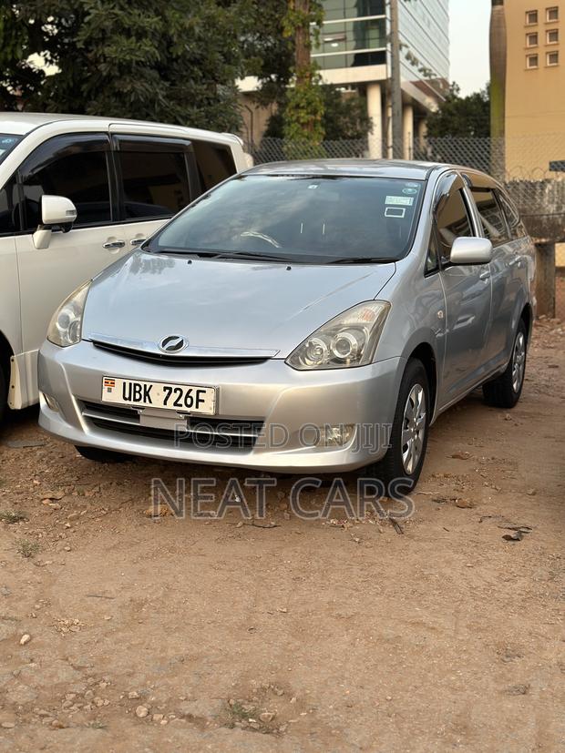 Toyota Wish 2007 Silver