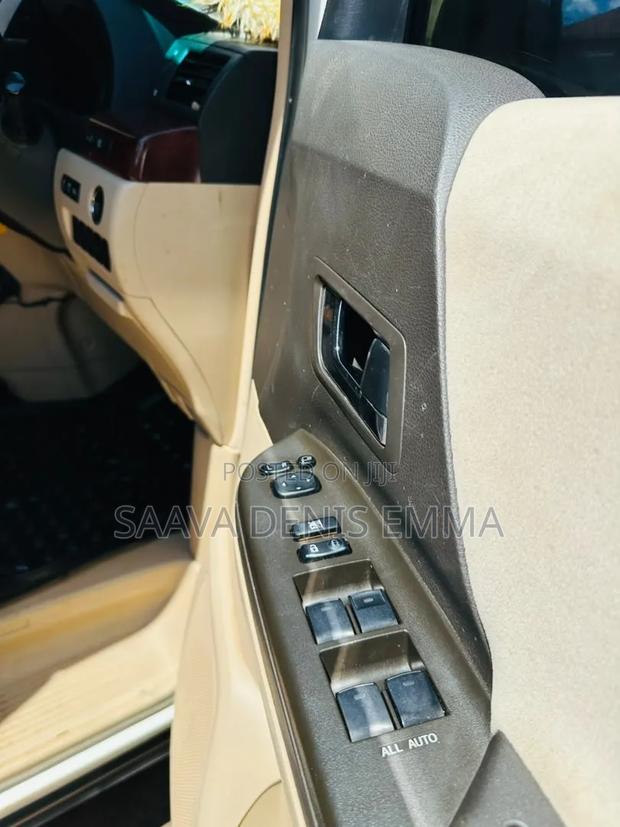Toyota Alphard 2009 White