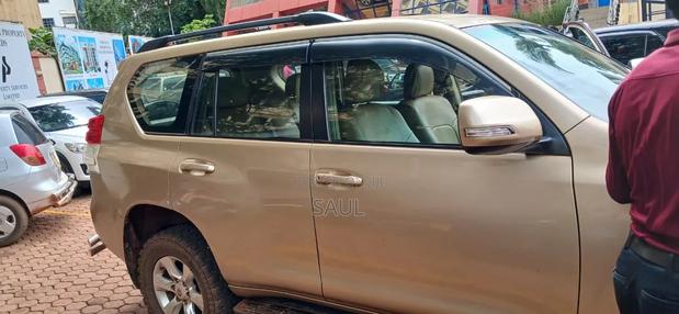 Toyota Land Cruiser Prado 2011 Gold