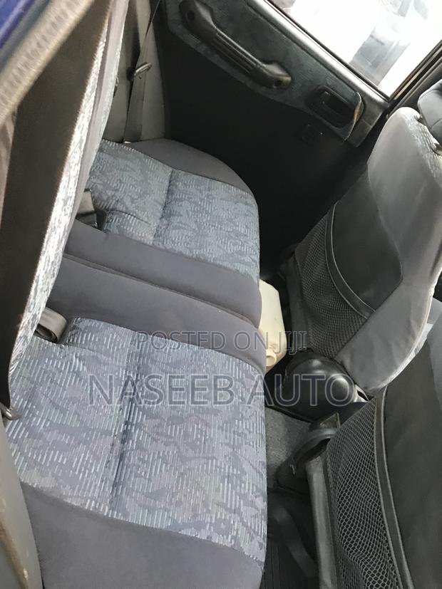 Toyota RAV4 Automatic 2000 Blue