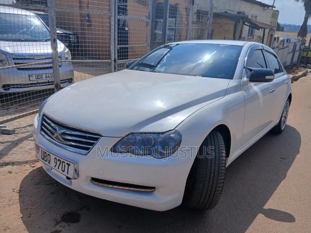 Toyota Mark X 2009 White