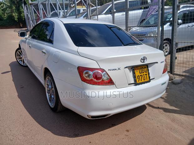 Toyota Mark X 2009 White
