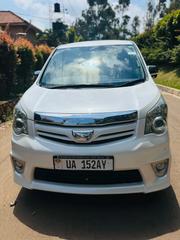 Toyota Noah 2013 White for sale