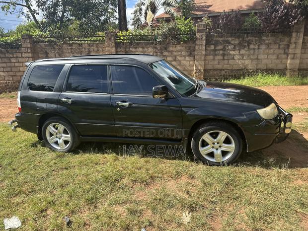 Subaru Forester 2005 Black