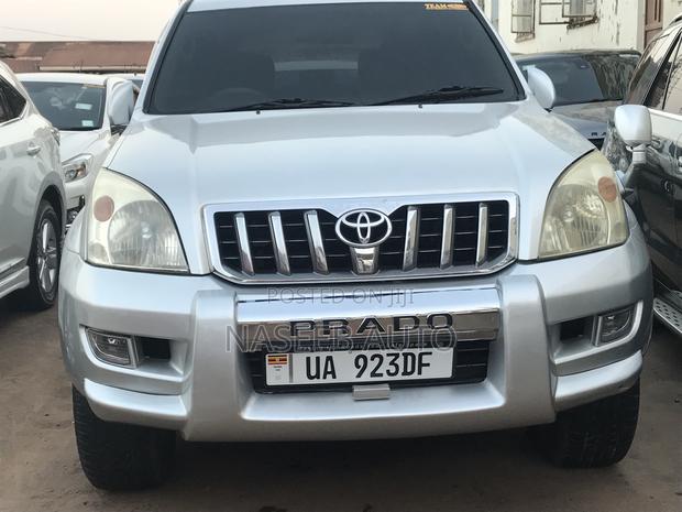 Toyota Land Cruiser Prado 2009 Silver