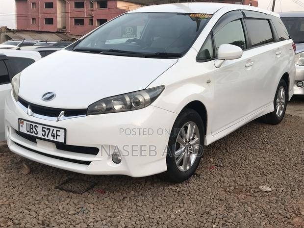 Toyota Wish 2012 White