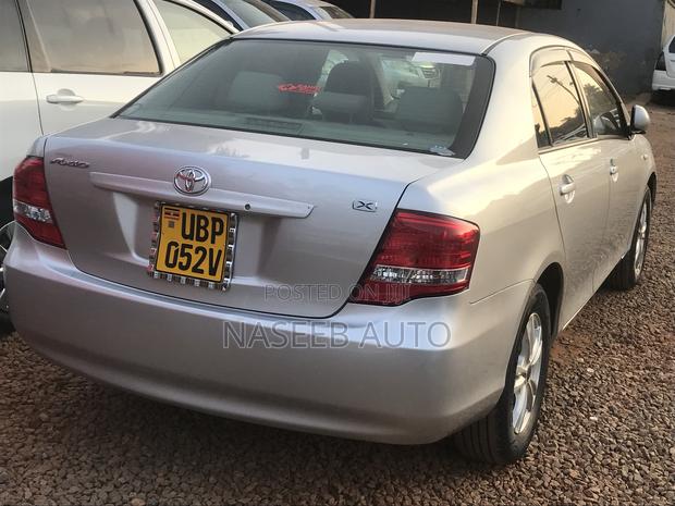 Toyota Axio 2009 Silver
