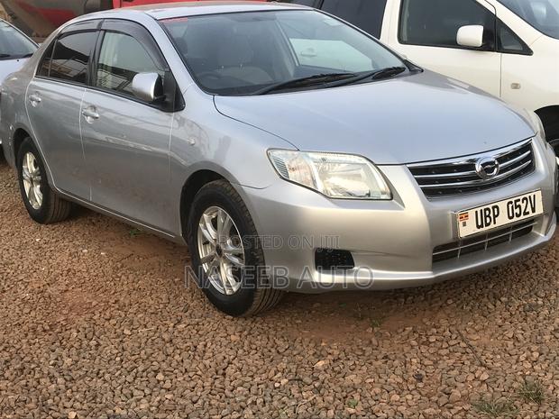 Toyota Axio 2009 Silver