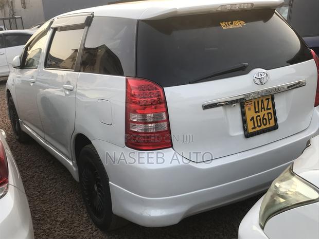 Toyota Wish 2006 White