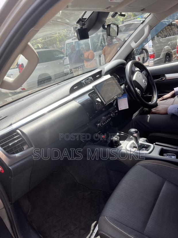 Toyota Hilux 2.4 Diesel 2020 Gray