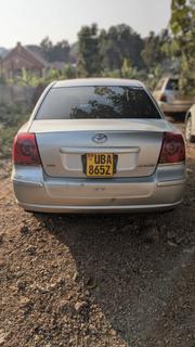 Toyota Avensis 2006 Ivory for sale