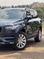 Volvo XC90 T5 Momentum AWD 2018 Blue for sale