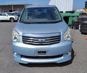 Toyota Noah 2.0 143hp FWD (8 Seater) 2012 Blue for sale