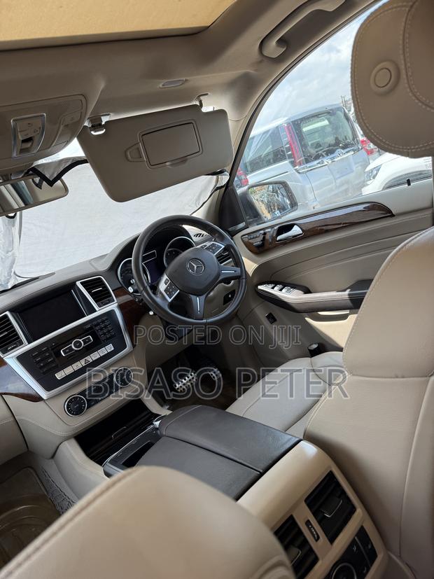 Mercedes-Benz M Class ML350 4dr SUV (3.5L 6cyl 7A) 2014 Brown