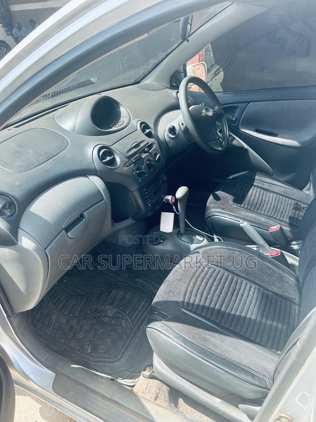 Toyota Vitz 1.3 FWD 5dr 2005 Silver