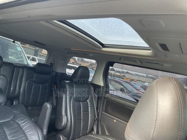 Toyota Alphard 2.4 Hybrid AWD 2015 White
