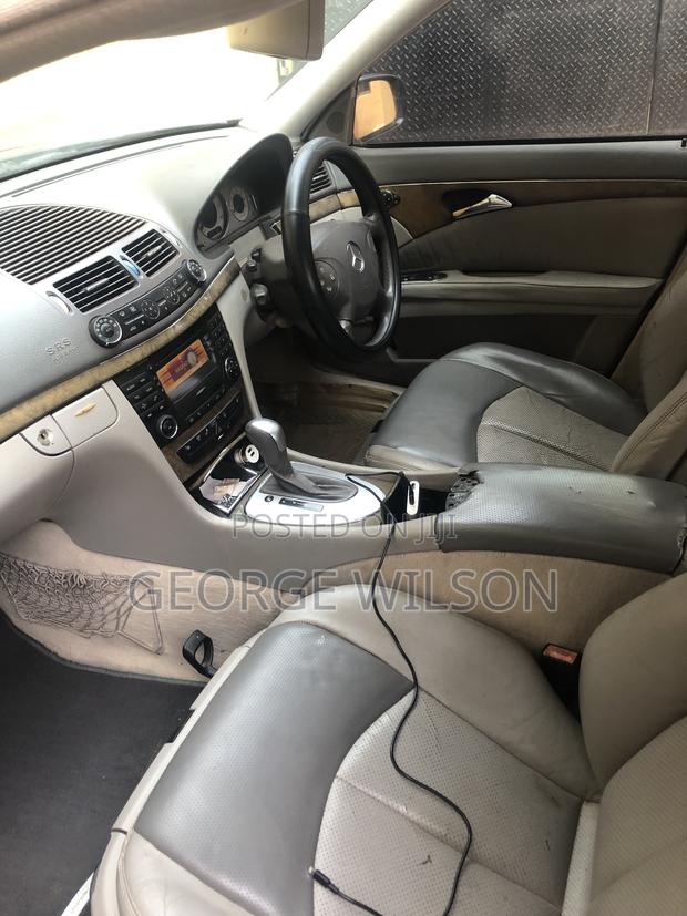 Mercedes-Benz E320 2004 Blue