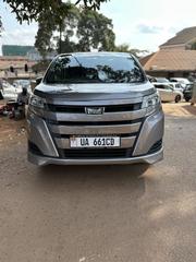 Toyota Noah 2016 Silver for sale