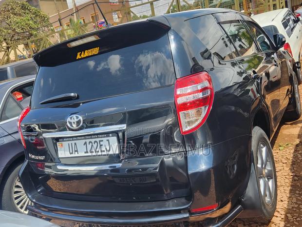 Toyota Vanguard 2009 Black