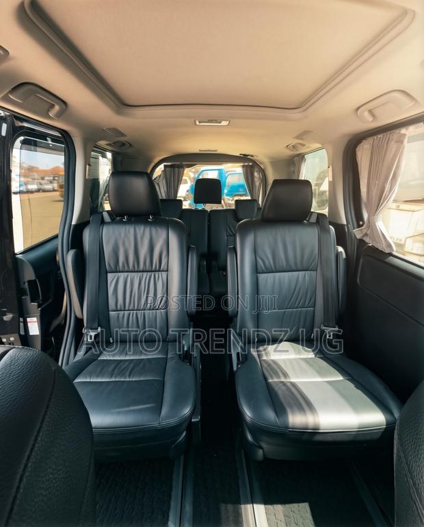 Toyota Noah 2014 Burgundy