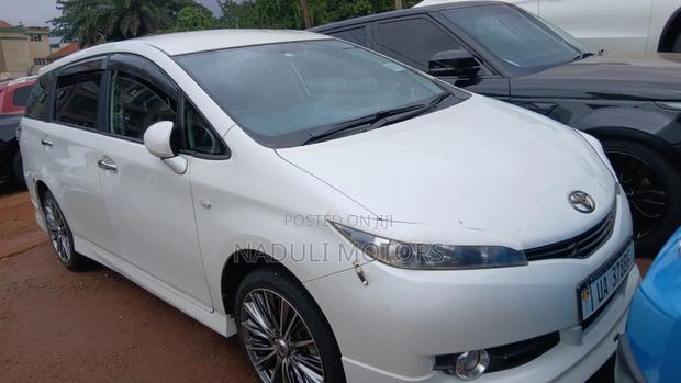 Toyota Wish 2017 White