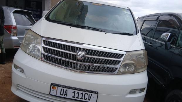 Toyota Alphard 2005 White