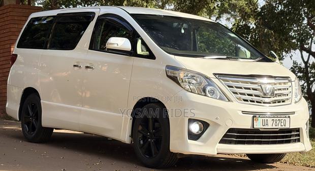 Toyota Alphard 2.4 Petrol FWD 2012 White