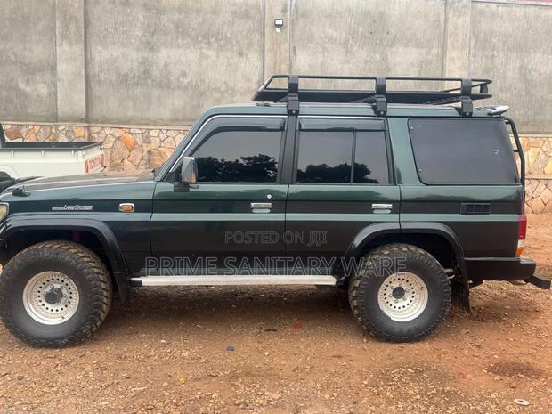 Toyota Land Cruiser Prado 1995 Green