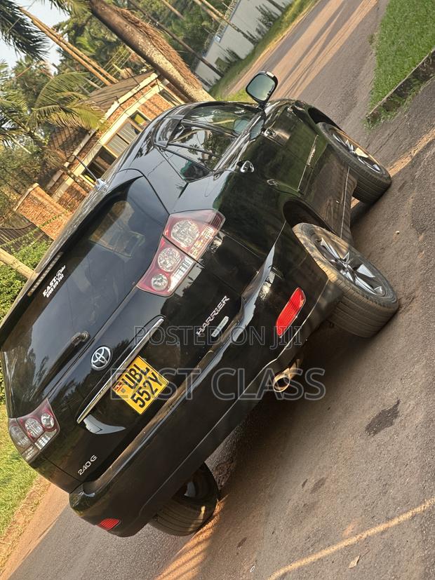 Toyota Harrier 2.4 2009 Black