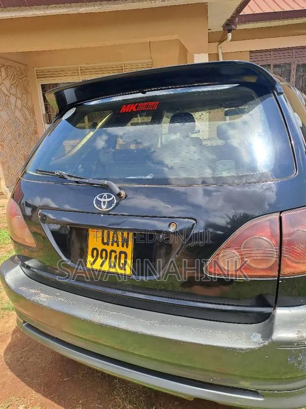 Toyota Harrier 1999 Black