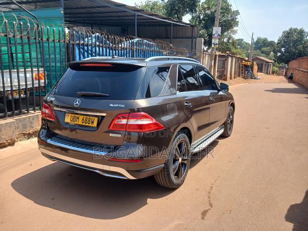 Mercedes-Benz M Class 2014 Brown