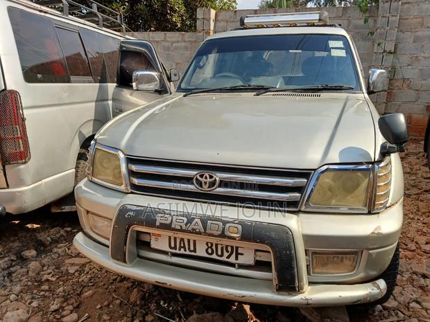 Toyota Land Cruiser Prado 2004 Silver
