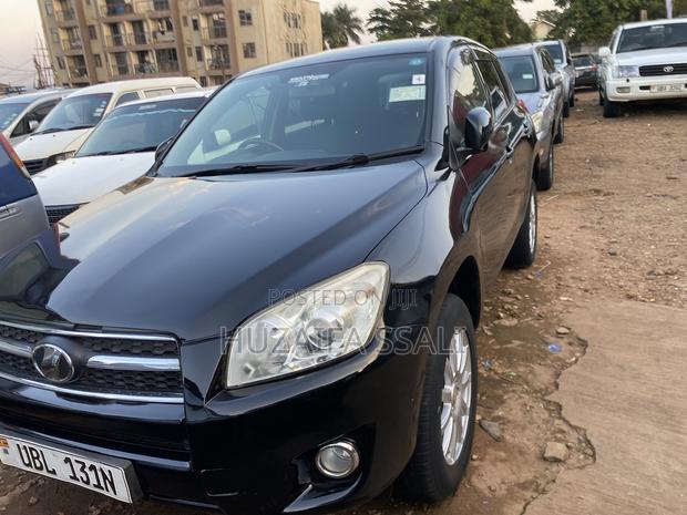 Toyota RAV4 2010 Black