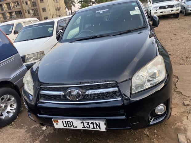 Toyota RAV4 2010 Black
