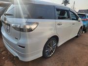 Toyota Wish 2010 White for sale