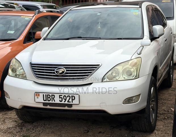 Toyota Harrier 2.4 2012 White