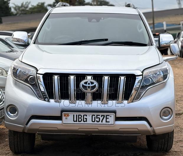 Toyota Land Cruiser Prado 2.8 D-4D 2015 Silver