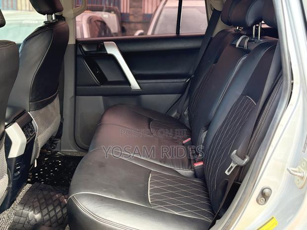 Toyota Land Cruiser Prado 2.8 D-4D 2015 Silver