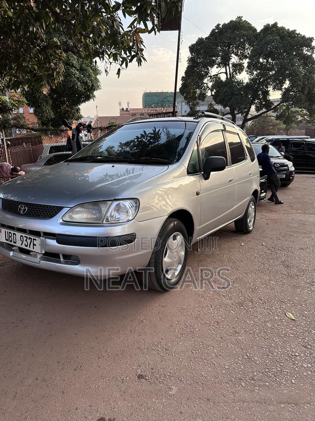 Toyota Corolla Spacio 1999 Silver