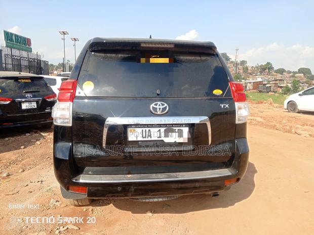 Toyota Land Cruiser Prado 2012 Black