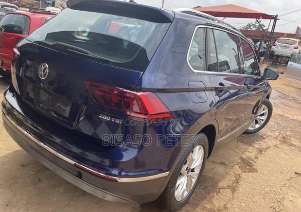 Volkswagen Tiguan 2017 Blue