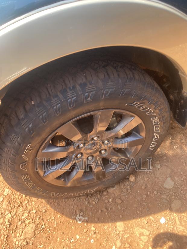 Mitsubishi Pajero 2008 Gold