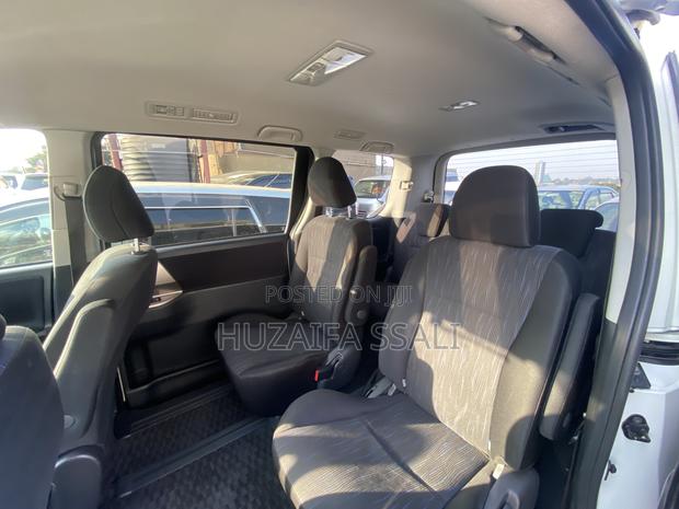 New Toyota Noah 2018 White