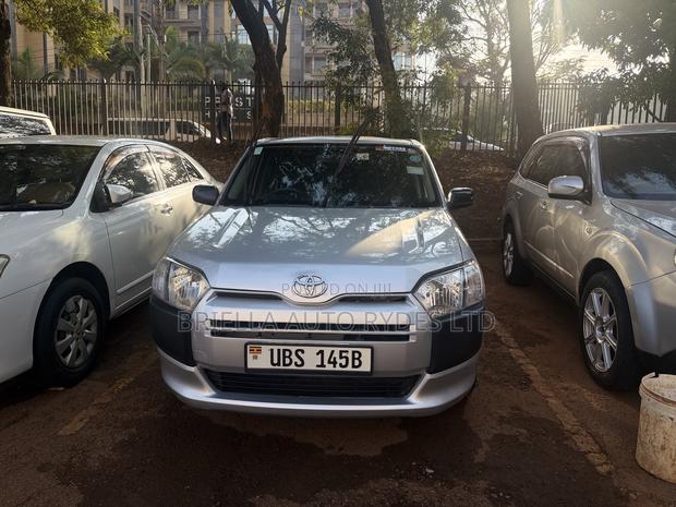 Toyota Probox 2015 Silver