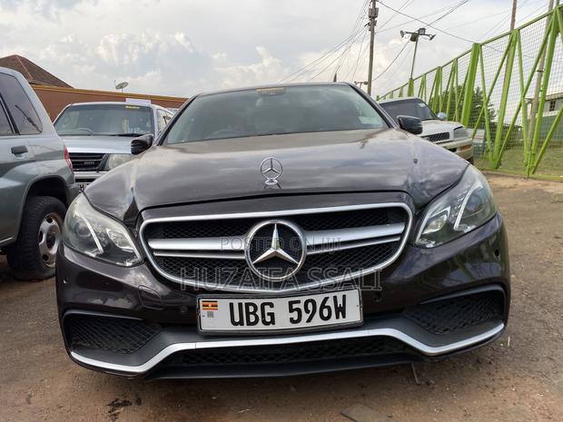 Mercedes-Benz E300 2010 Gray