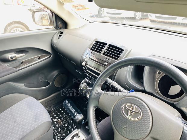 Toyota IST 2008 Silver